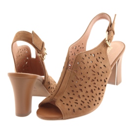 Espinto Openwork sandals on the 317 brown post 4