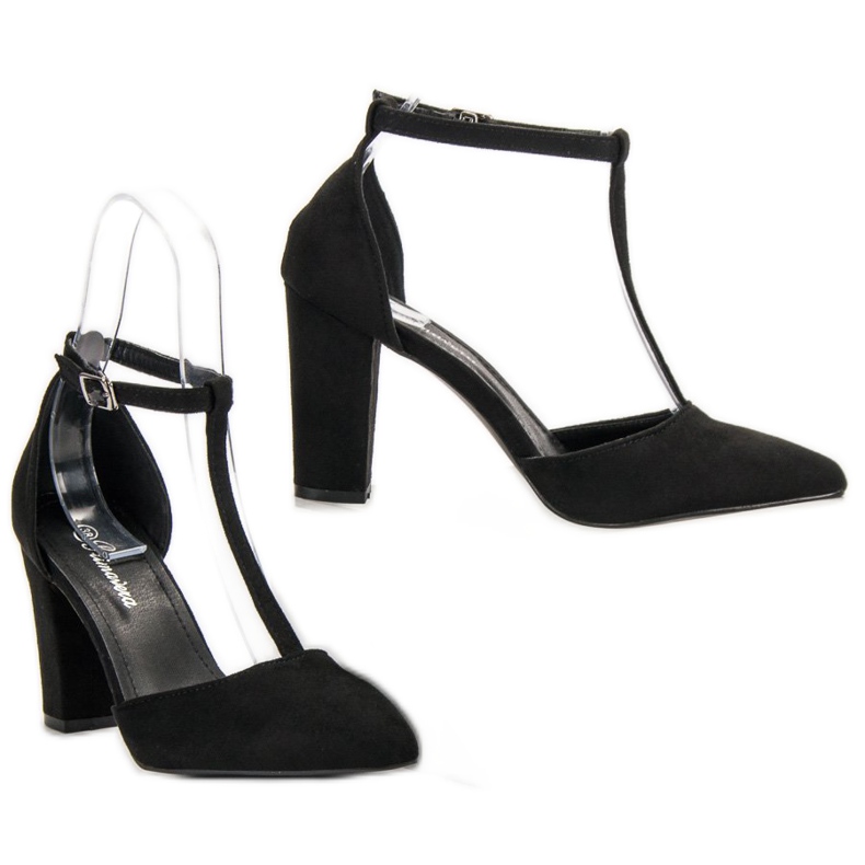 Primavera Black Pumps On A Pillar 1