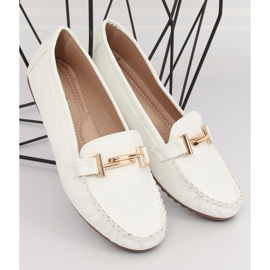 White women's loafers VS-685 White 1