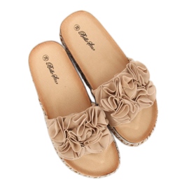 Women's beige slippers S61 Beige 2