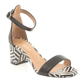 Geometric sandals on the Badura 4887 post white black 1