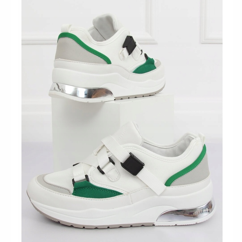 White sports shoes 8801 White green 1 White sports shoes 8801 White green 1