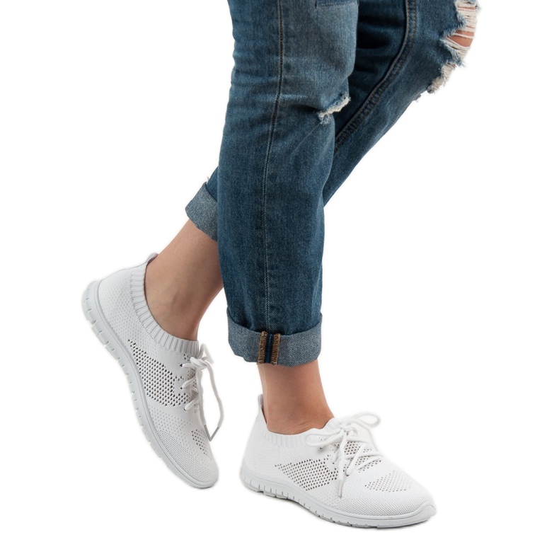 Renda Airy Sports Shoes white 2 Renda Airy Sports Shoes white 2