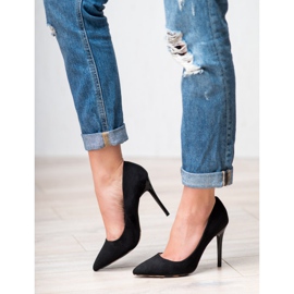 Erynn Pumps On A Pin black 1