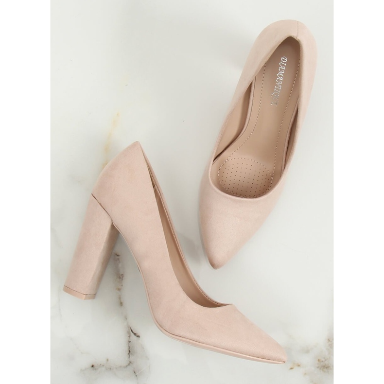 Pumps on the beige post 4008 Beige 1