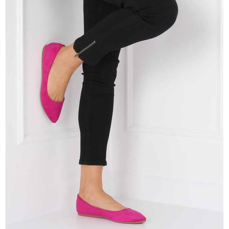 Ballerina almond fuchsia nose WD39P Fuchsia pink 1