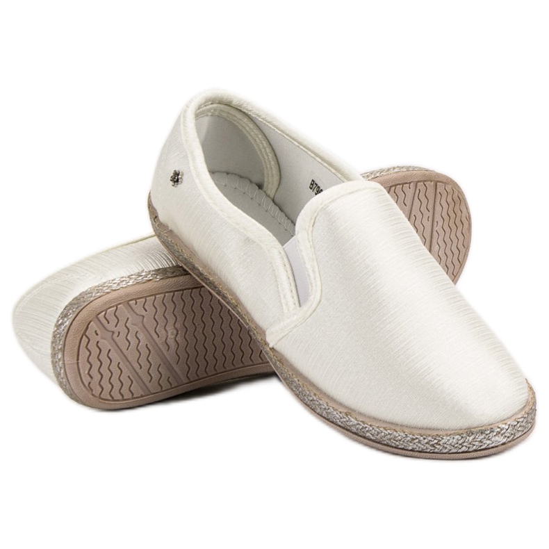 Balada White Slipons 1