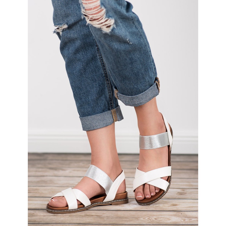 Mannika White Sandals With An Eraser 2
