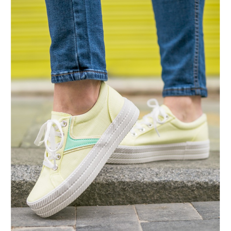 Kylie Sneakers On The Platform yellow 1