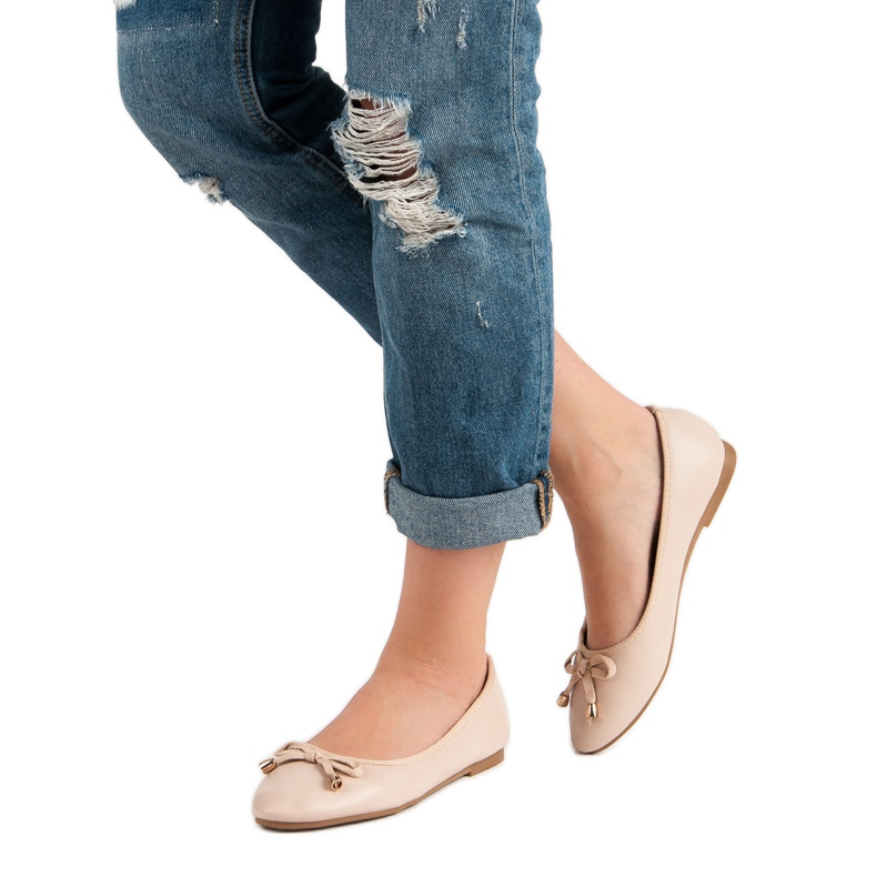 Powder Ballerina With A Bow pink 1