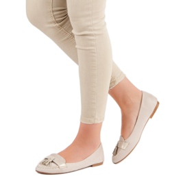 Small Swan Loafers with fringes brown 1