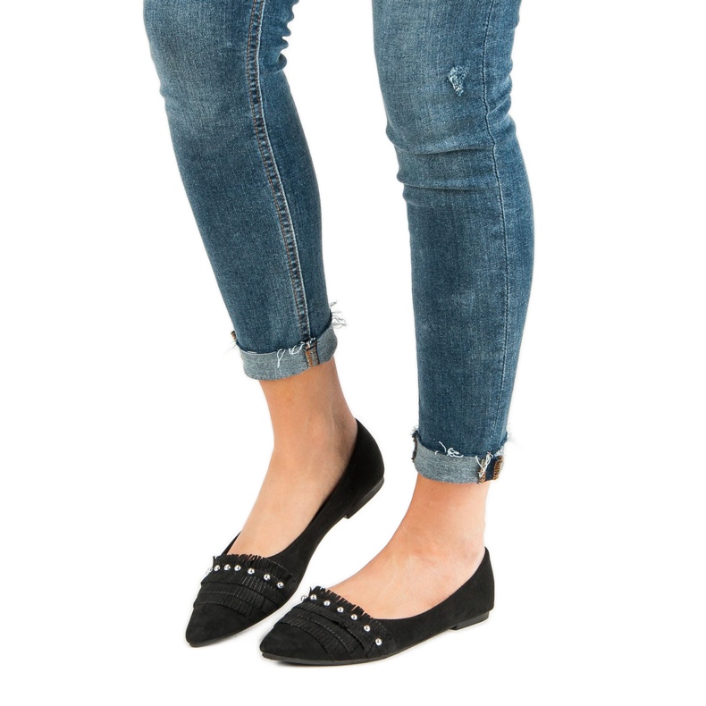 Black Ballerina In Spitz 1