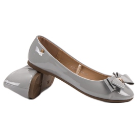 Lacquered ballerinas with a bow VINCEZA grey 1