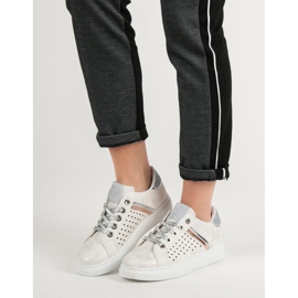 Fashionable Sports Shoes grey 1