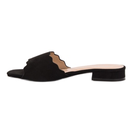 Small Swan Flip-flops on a flat heel black 1