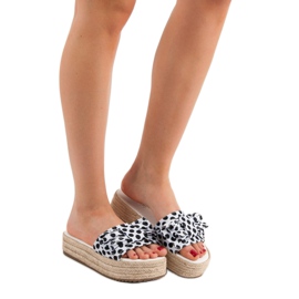 Seastar Dotted Slippers white black 1 Seastar Dotted Slippers white black 1