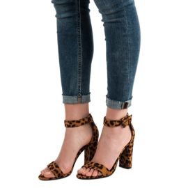 Goodin Sandals On A Bar brown 2