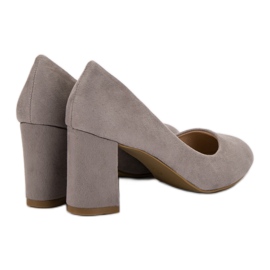 Super Mode Pumps On A Pillar grey 1