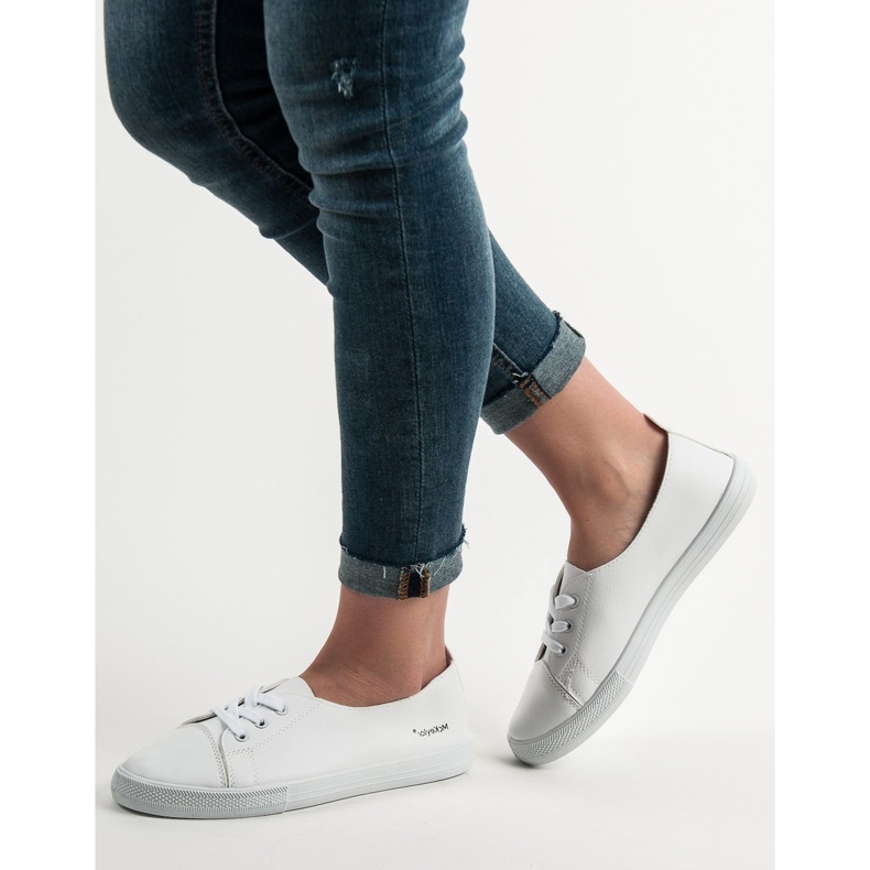 Mckeylor White sneakers 1