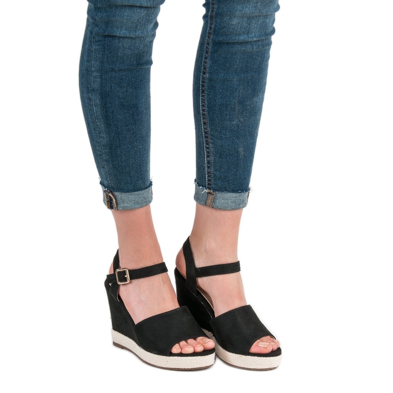 Best Shoes Black Sandals 2