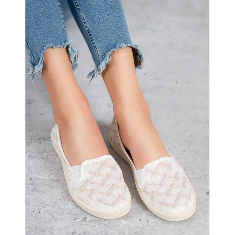 White Slip On VICES Sneakers 2
