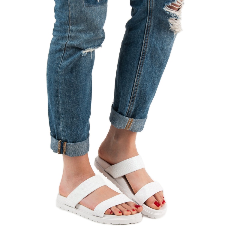 Seastar Shiny Slippers white 1