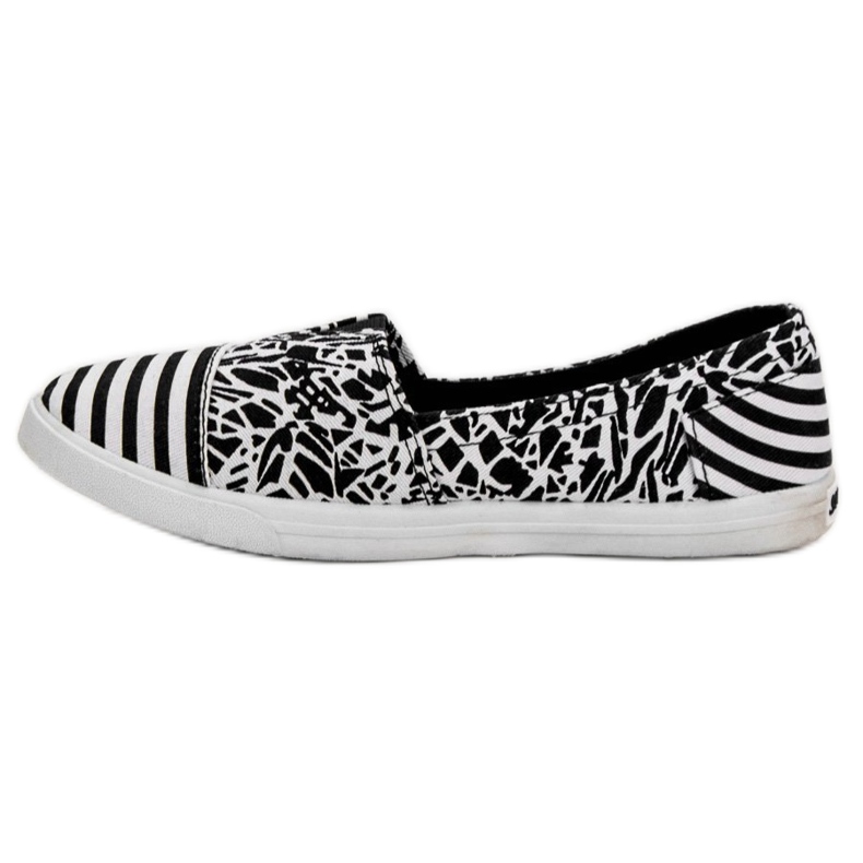 Sweet Shoes Slipons With A Pattern white black 2