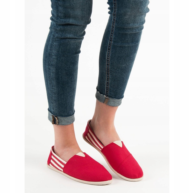 SHELOVET Comfortable Slip On Sneakers red 2