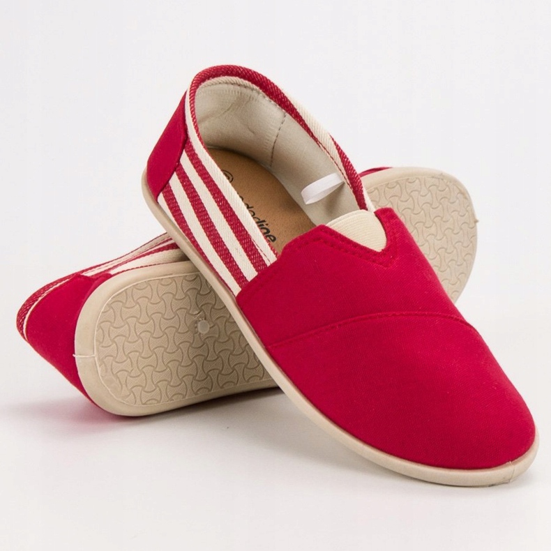 SHELOVET Comfortable Slip On Sneakers red 1