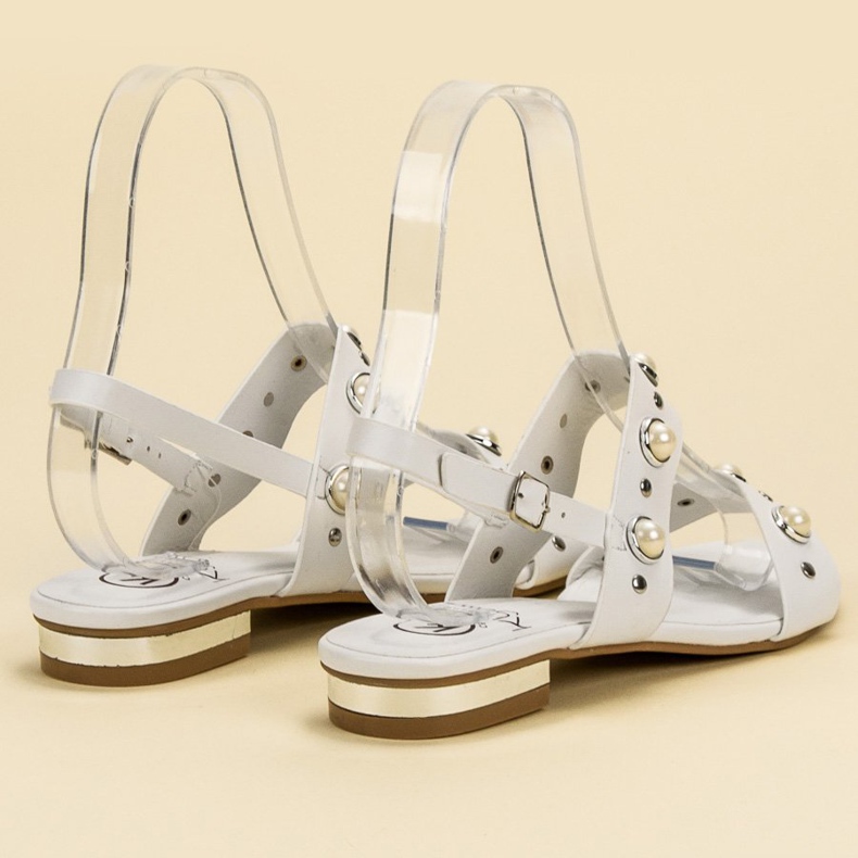 Kylie Comfortable flat sandals white 1