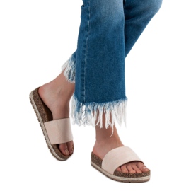 Bestelle Classic Suede Slippers beige 2