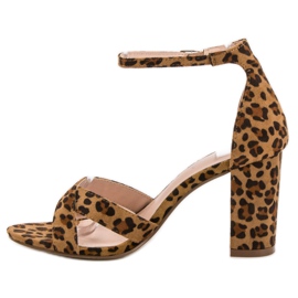 Ideal Shoes Sandals On A Bar brown 2