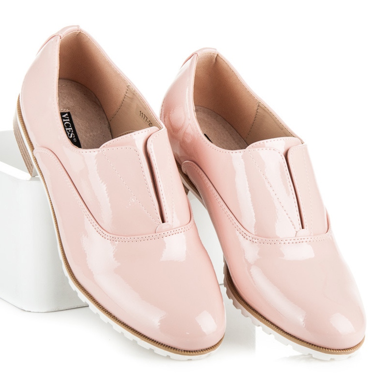 Vices Lacquered brogues pink 2