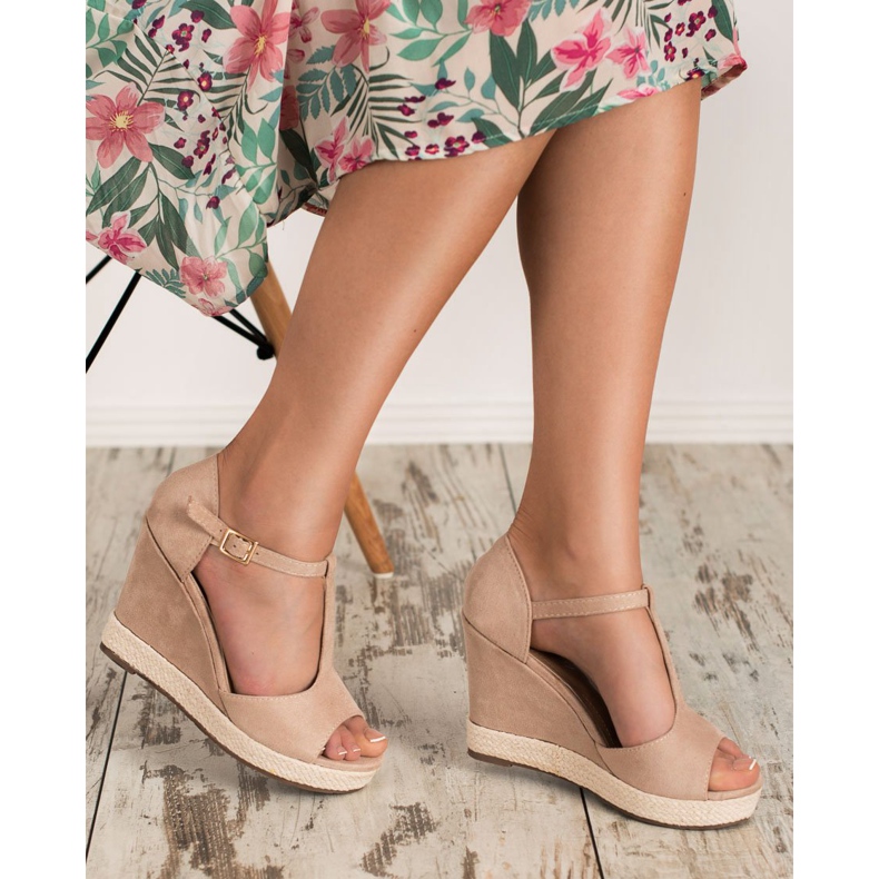 Renda Beige Sandals 2 Renda Beige Sandals 2