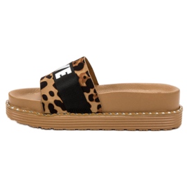 Erynn Love suede slippers brown 2