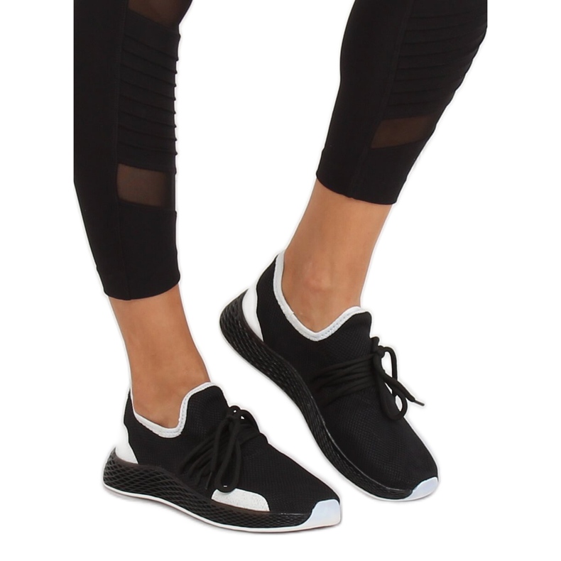 Black sports shoes B-6851 Black 2