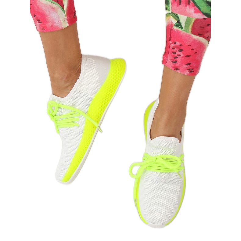 B-6851 Yellow white and yellow sports shoes 2