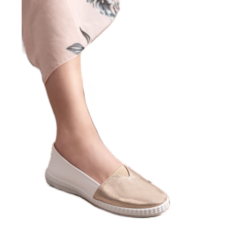 Mckeylor Fashionable Slip On Sneakers white yellow 1