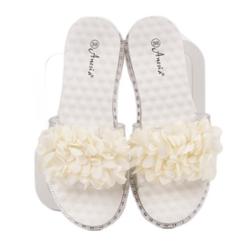 Anesia Paris Rubber Slippers With Flowers white 1