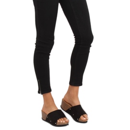 Black GU56 Black wedge slippers 1