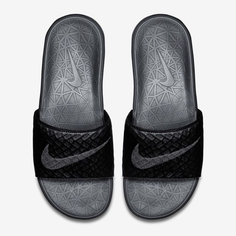 Slippers Nike Benassi Solarsoft Slide 705474-091 black 1