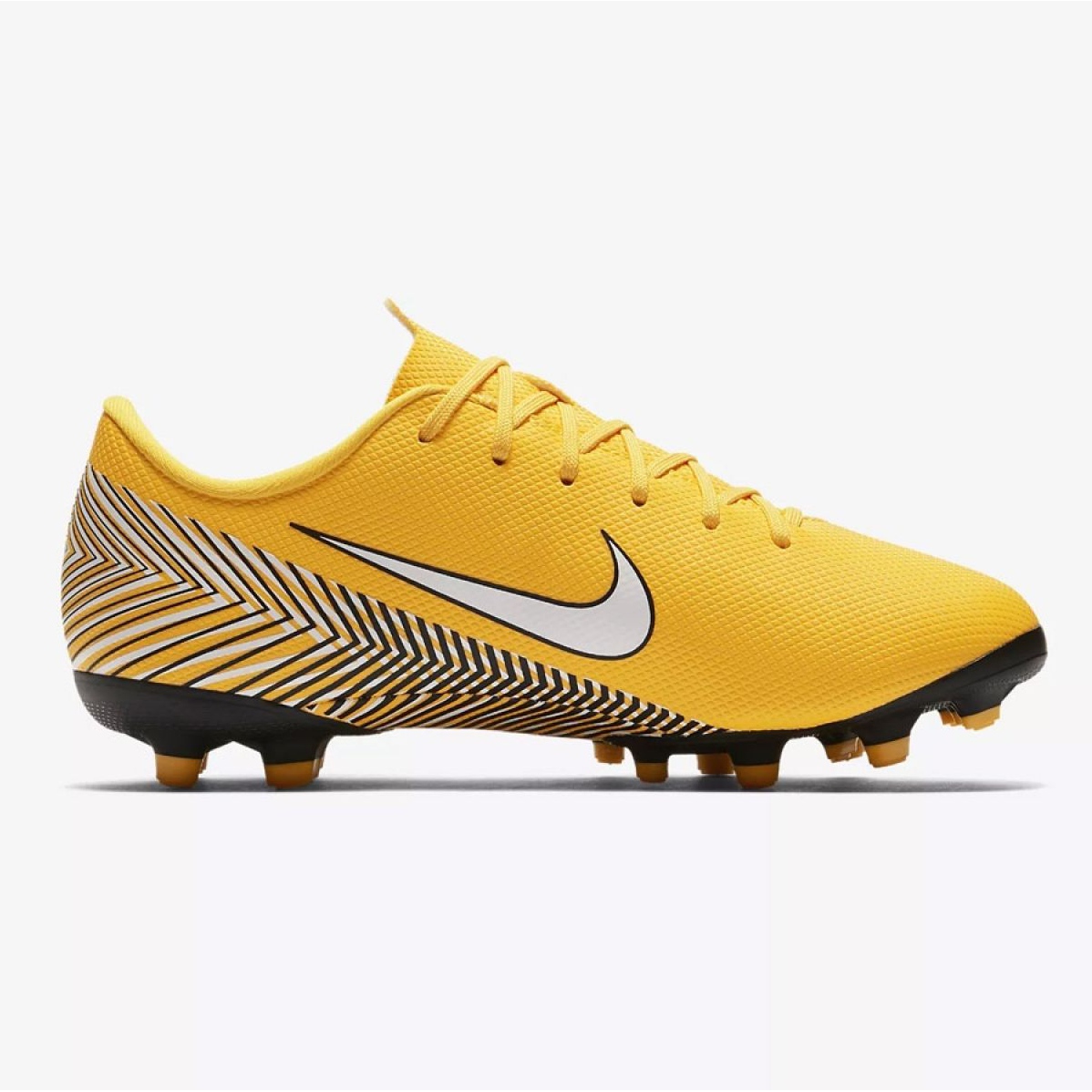 Nike Mercurial Vapor 12 Academy football shoes