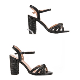 Braided VICES sandals black 2