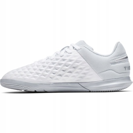 Indoor shoes Nike Tiempo Legend 8 Club Ic Jr AT5882-100 white white 2