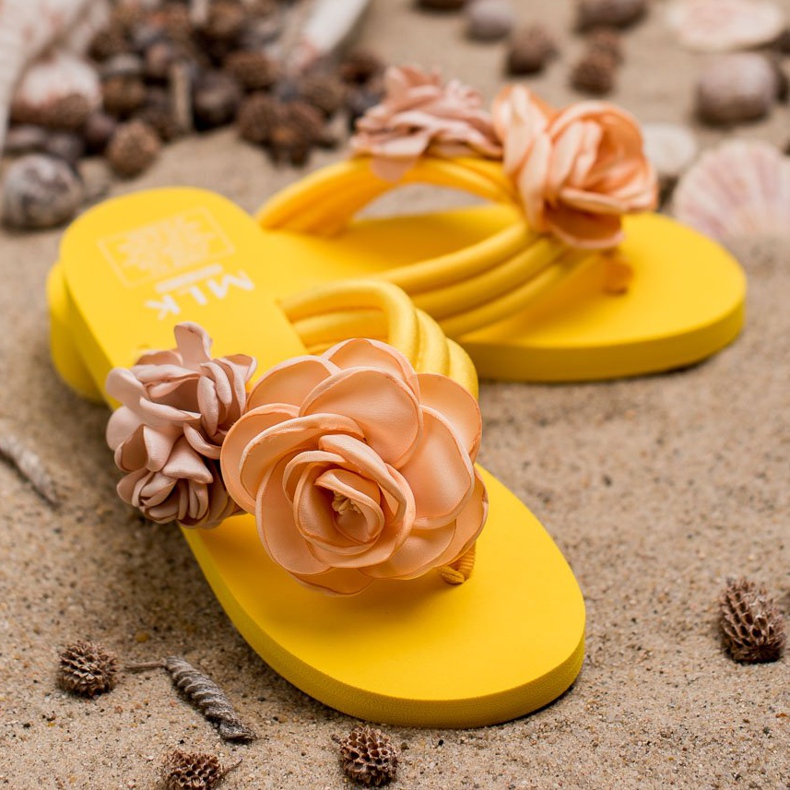 SHELOVET Light Flip-Flops With Flowers yellow 1