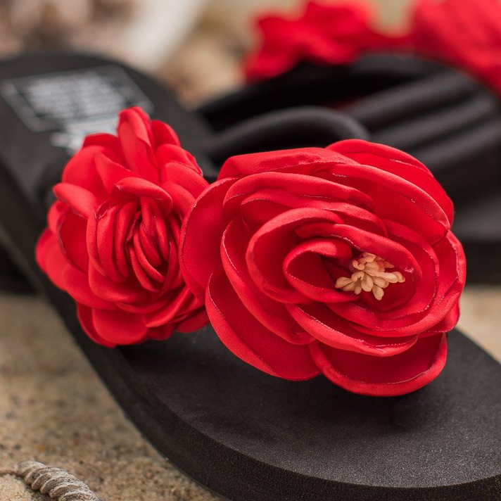 SHELOVET Light Flip-Flops With Flowers black 1