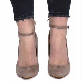 Khaki pumps on a Heaven heel multicolored green 1