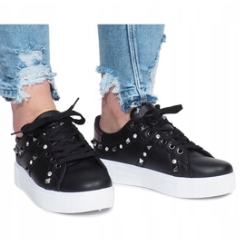 Black sneakers Montpellier studs 2