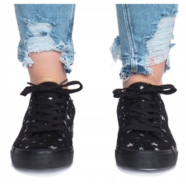 Black sneakers with Brittany stars 1