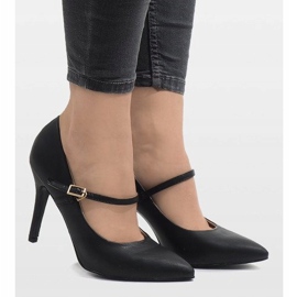 Black classic high heels Montr 1